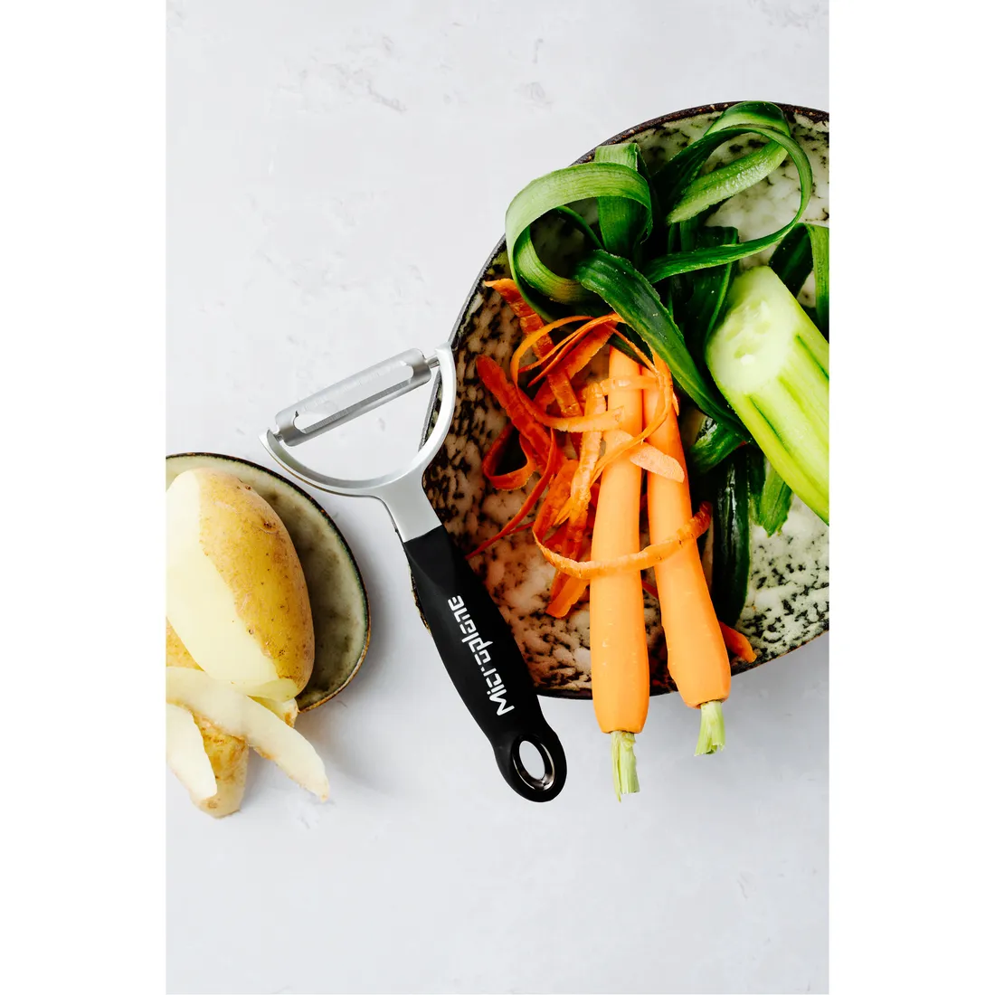 specialty-obieraczka-do-warzyw-prosta-microplane-stan-nowy