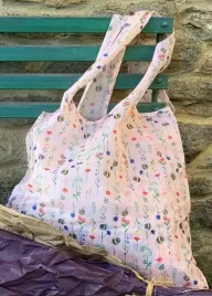 torba-na-zakupy-re07-pszczoly-i-kwiaty-szoperka