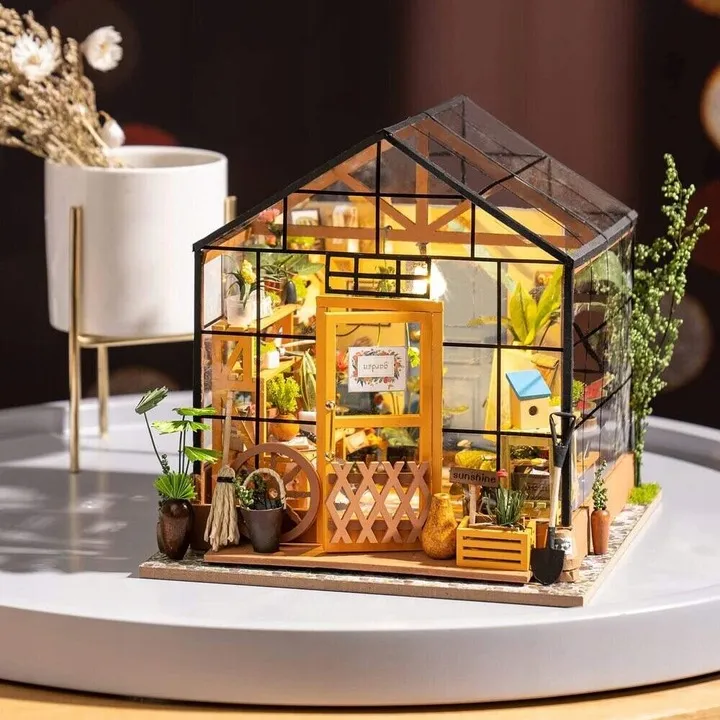 diy-miniaturowy-domek-szklarnia