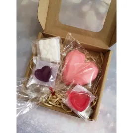 zestaw-box-prezentowy-mydlo-do-rak-glicerynowe-upominek-serce