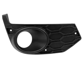 zaslepka-zderzaka-prawy-przod-iveco-daily-2014-2019-z-otworem-na-halogen