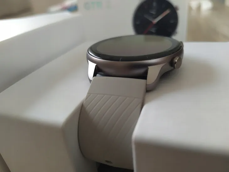 smartwatch-amazfit-gtr-2-bezowy-new-version-ekran-dotykowy-tak
