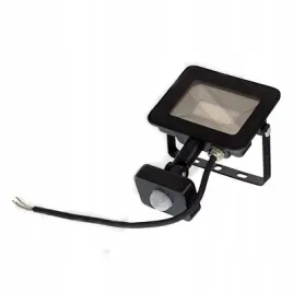 naswietlacz-led-230v-20w-barwa-ciepla-z-fotokomorka-smd2835