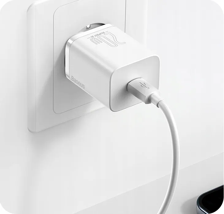 baseus-ladowarka-pd-20w-typ-c-do-iphone-12-pro-max-stan-nowy