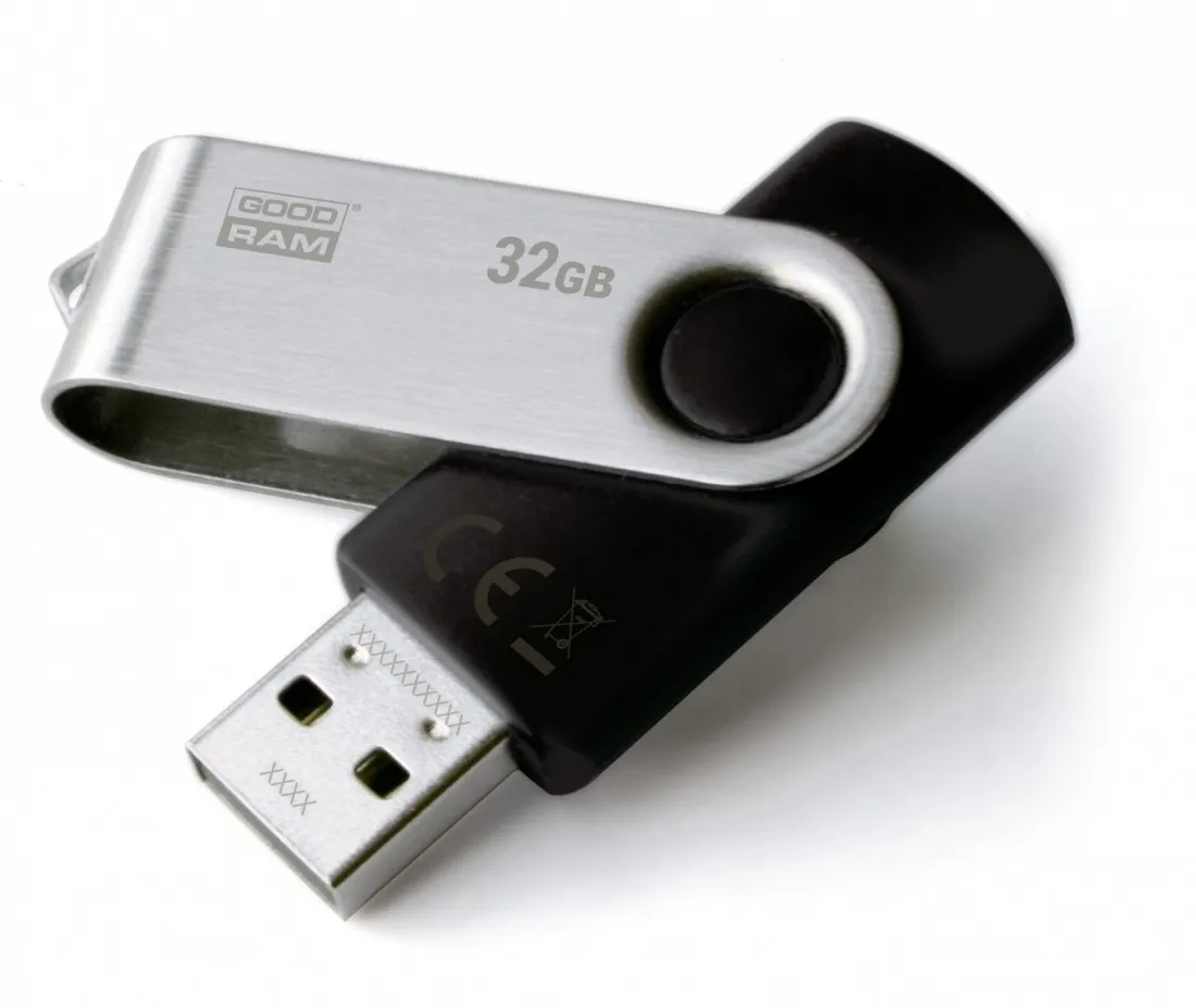 uts2-black-32gb-usb2-0