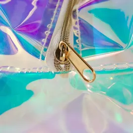 prostokatna-kosmetyczka-holo-srebrny