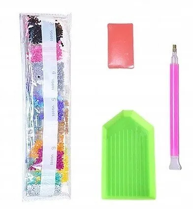 diamentowa-mozaika-czerwony-samochod