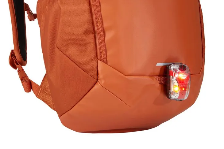 thule-chasm-backpack-26l-3204295-stan-nowy