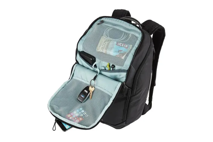 thule-chasm-backpack-26l-3204292-stan-nowy