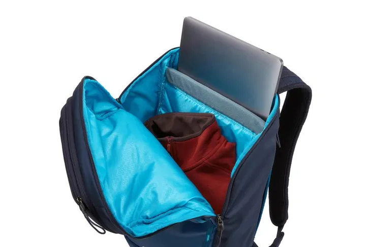 thule-chasm-backpack-26l-3204293-stan-nowy