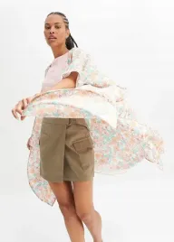 b-p-c-poncho-narzutka-w-kwiaty