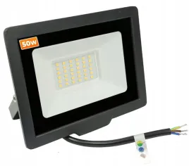 halogen-naswietlacz-lampa-led-50w-ip65-ekonomiczny