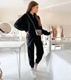 czarny-polarowy-komplet-dresowy-dance