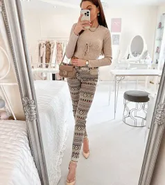 bezowe-wzorzyste-spodnie-levesque