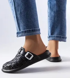 czarne-azurowe-gumowe-klapki-peverell