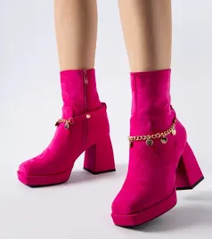 rozowe-ocieplane-botki-z-wisiorkiem-saviore