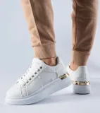 biale-sneakersy-na-platformie-ossona-stan-nowy