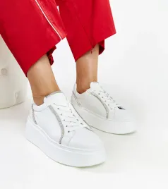 biale-skorzane-sneakersy-z-cyrkoniami-karino