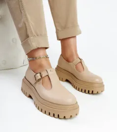 ciemnobezowe-skorzane-polbuty-karino