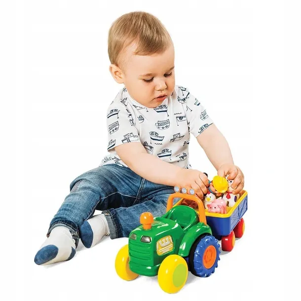 dumel-traktor-farmer-bohater-brak