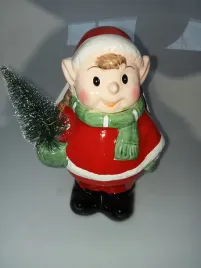 dekoracja-swiateczna-dziewczynka-z-choinka