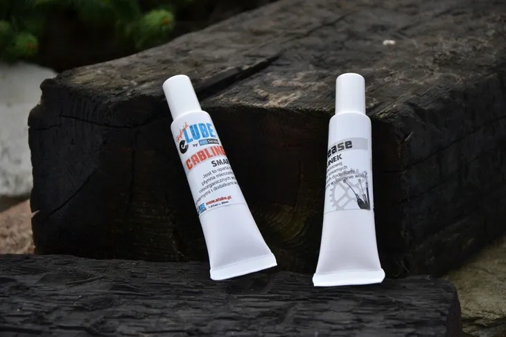 cabling-smar-do-linek-i-pancerzy-marka-elube