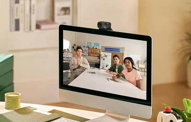 insta360-link-2c-arctic-white-stan-nowy-kod-producenta-cinsabna-link2c06-kolor-bialy