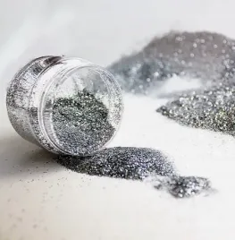 brokat-sypki-srebrny-dekoracje-ozdabianie-500g