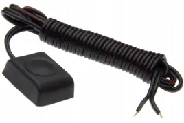 wlacznik-monostabilny-chwilowy-switch-kabel-90cm