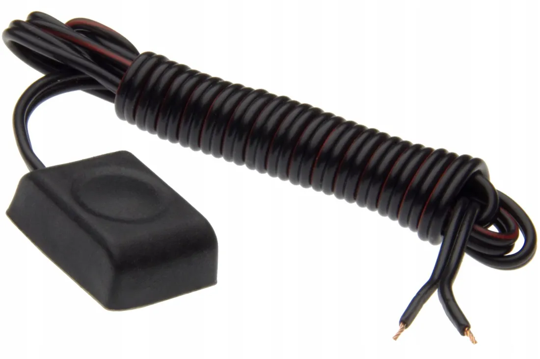wlacznik-monostabilny-chwilowy-switch-kabel-90cm