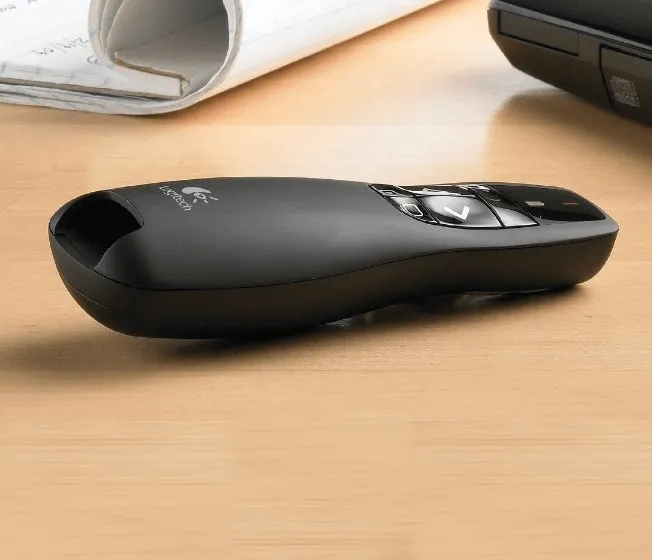 pilot-laserowy-do-prezentacji-logitech-wireless-presenter-r400-stan-nowy-marka-logitech