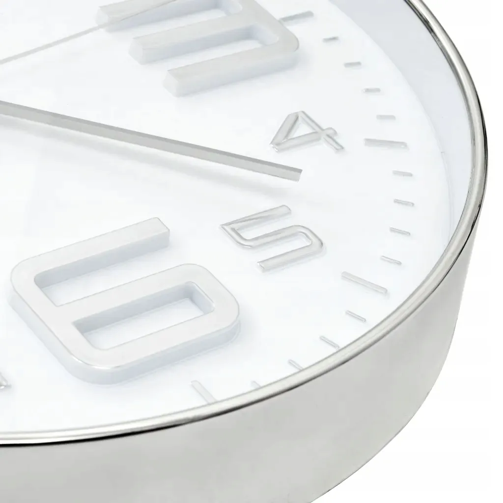 zegar-scienny-30-cm-srebrny-stan-nowy