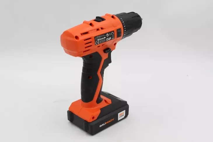 wkretarka-baumach-cdm1196-komplet-zasilanie-akumulatorowe