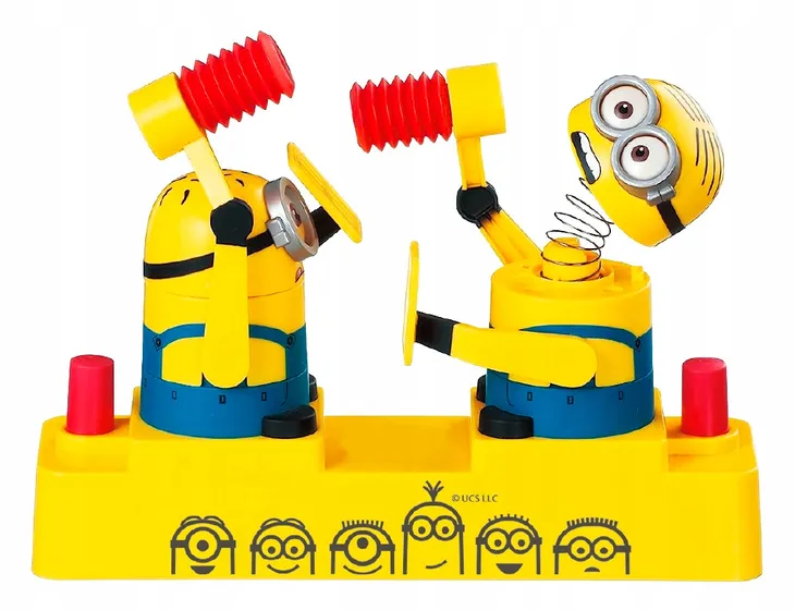 minionki-bitwa-na-mloty-wiek-dziecka-4-lata