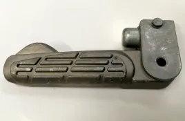 podnozek-pasazera-lewy-kymco-x-town-125-ct-e5-agility-16-5071b-lda6-c00