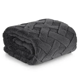 koc-pluszowy-170x210-miekki-puszysty-jodelka-pled-narzuta-na-lozko-caro