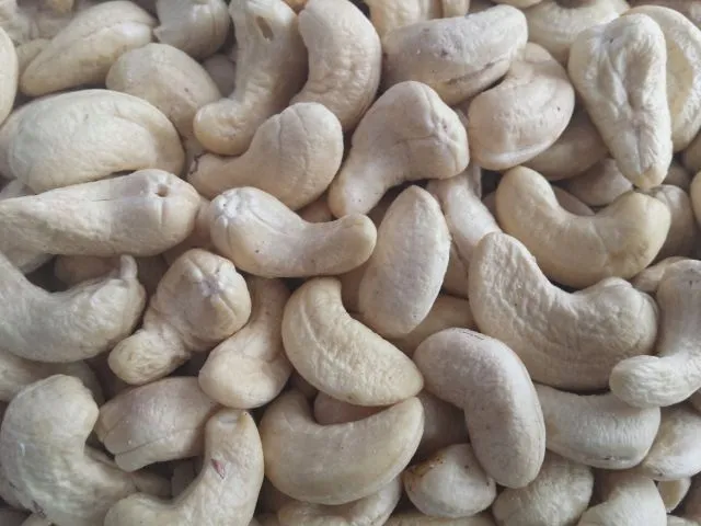 targroch-orzechy-nerkowca-1kg-produkt-nie-zawiera-antyzbrylaczy-barwnikow-konserwantow-nabialu