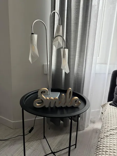 designerska-lampa-stolowa-kolor-srebrny