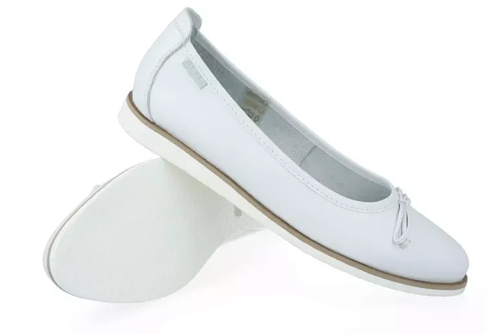 baleriny-nessi-77706-bialy