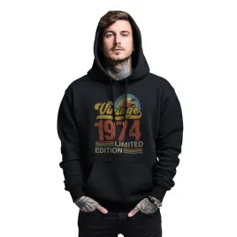 bluza-czarna-meska-z-kapturem-nadruk-prezent-urodziny-rocznik-vintage-1974