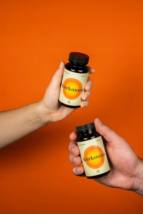 kurkumina-jemy-zdrowo-kurkuma-curcumin-200mg-90-kapsulek