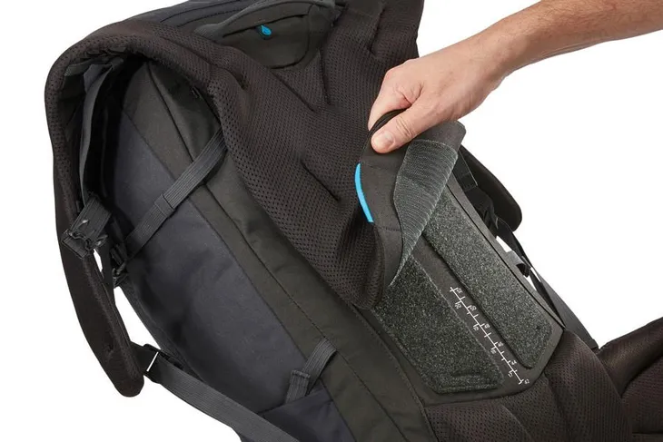 plecak-turystyczny-thule-alltrail-x-35l-obsidian-3204133-stan-nowy