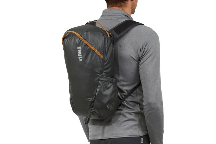 plecak-turystyczny-thule-stir-18l-obsidian-3204088-stan-nowy
