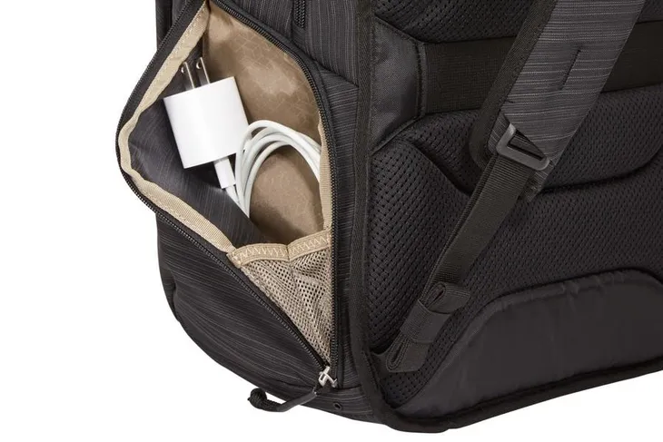 plecak-na-laptopa-thule-construct-backpack-28l-black-3204169-stan-nowy