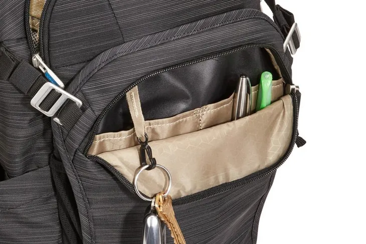 plecak-na-laptopa-thule-construct-backpack-24l-black-3204167-stan-nowy
