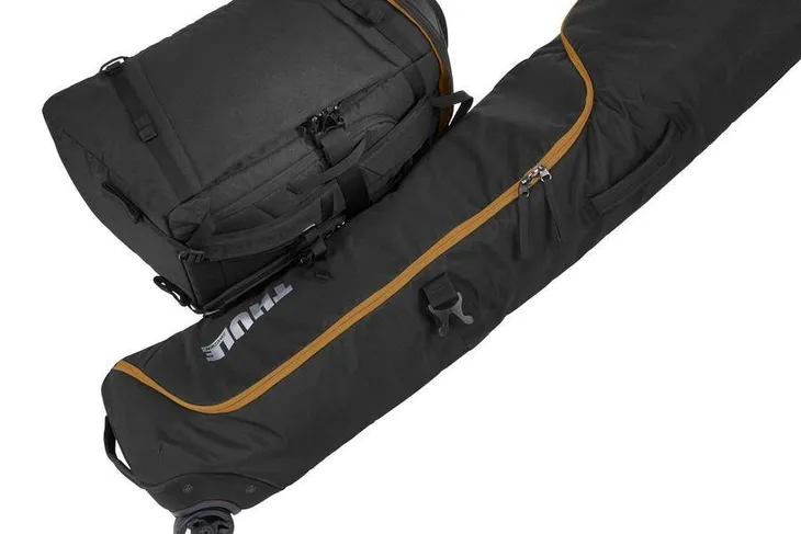 thule-roundtrip-boot-backpack-60l-3204357-stan-nowy
