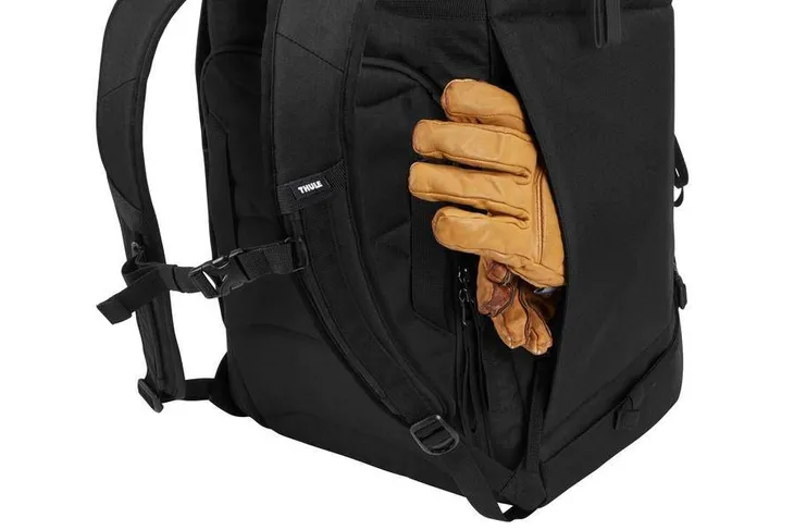 thule-roundtrip-boot-backpack-60l-3204357-stan-nowy