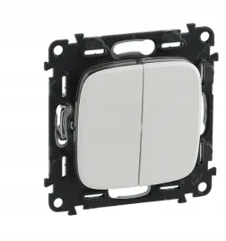 legrand-valena-allure-lacznik-swiecznikowy-bialy-752005-755025-755819