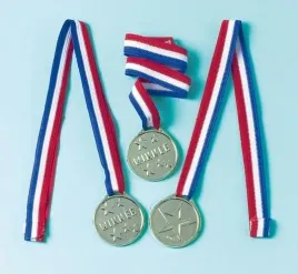 medal-plastikowy-105x44cm