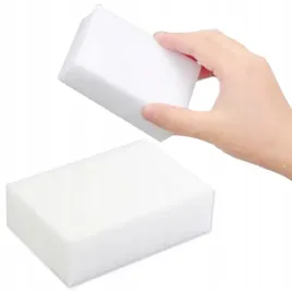 magiczna-gabka-z-melaminy-do-czyszczenia-zabrudzen-brudu-10cm-x-6cm-x-2cm